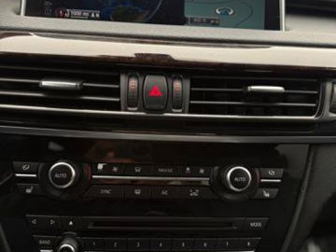 Used 2015 BMW X5 xDrive35i AWD/4WD image 16