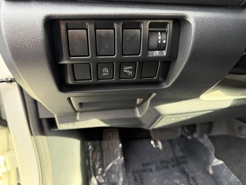 Used 2019 Subaru Forester Premium image 22