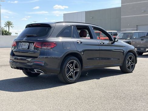 Used 2020 Mercedes-Benz GLC 300 4MATIC image 27