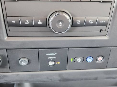 New 2025 Chevrolet Express 3500 w/ Power Convenience Package RWD image 19