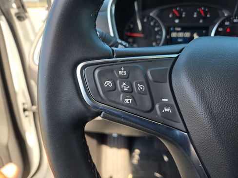 Used 2024 Chevrolet Equinox LT image 21