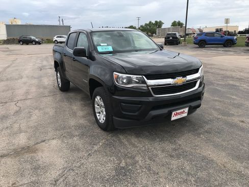 Used 2020 Chevrolet Colorado LT AWD/4WD image 4