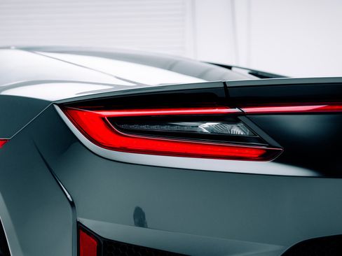 Used 2017 Acura NSX image 26