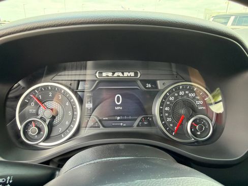 New 2026 RAM 1500 4x4 Crew Cab image 27