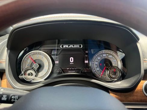 Used 2020 RAM 1500 Limited AWD/4WD image 12