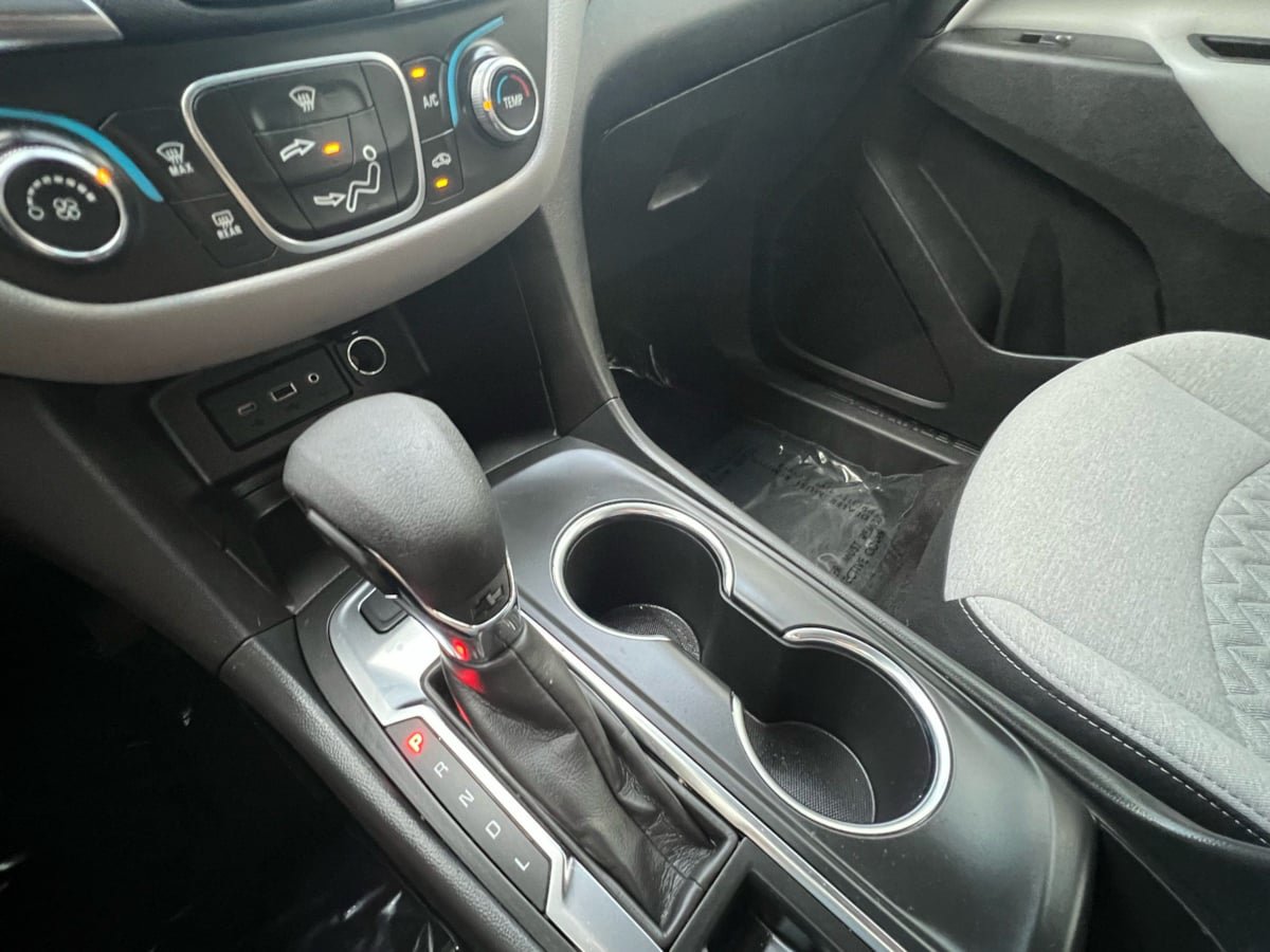 Used 2024 Chevrolet Equinox LS AWD/4WD image 20