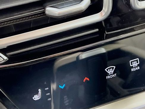 New 2026 Nissan Sentra SL w/ Floor Mat Package image 19