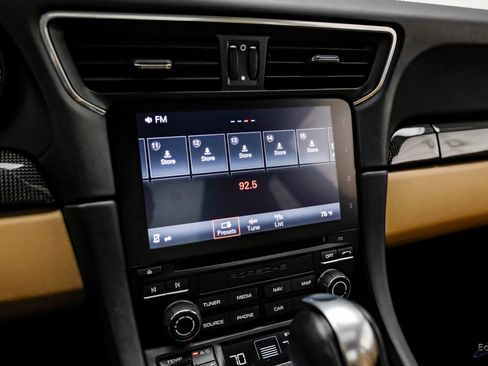 Used 2017 Porsche 911 Turbo image 76