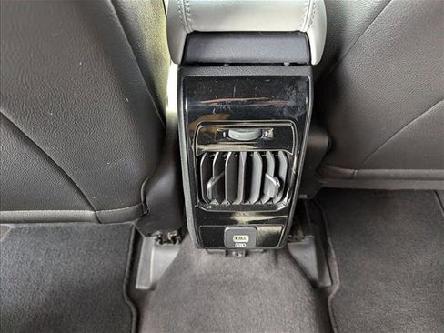 Used 2024 Jeep Compass Limited AWD/4WD image 16