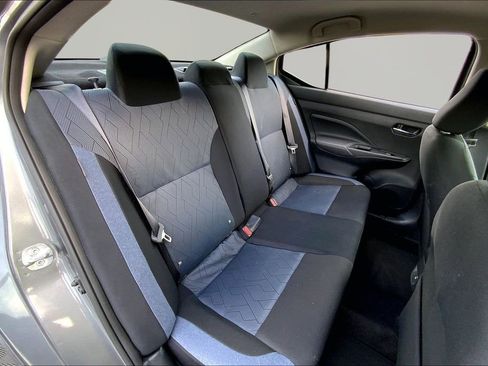 Used 2025 Nissan Versa SV image 17