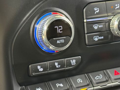 Used 2021 GMC Sierra 1500 Denali AWD/4WD image 38