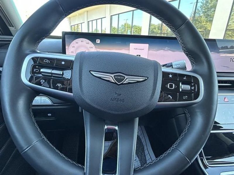 Used 2025 Genesis GV80 2.5T Standard AWD/4WD image 10