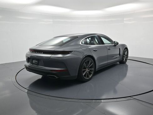 Certified 2026 Porsche Panamera image 30