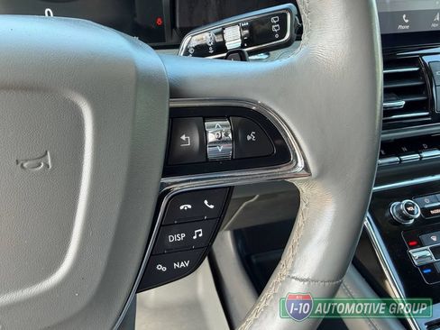 Used 2019 Lincoln Navigator Select RWD image 19