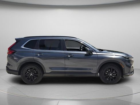 Used 2025 Honda CR-V Sport image 3