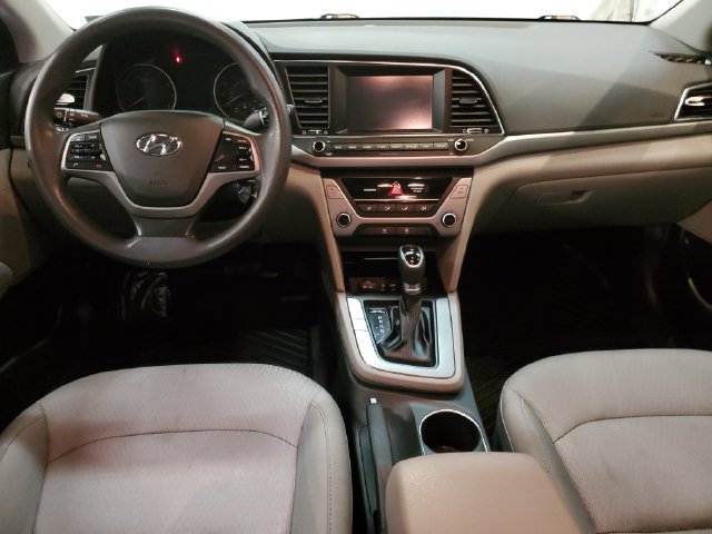 Used 2017 Hyundai Elantra SE FWD image 14