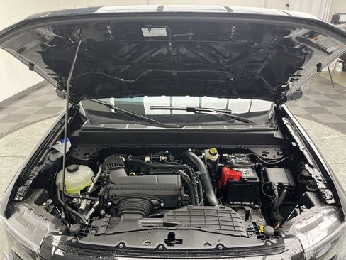 New 2025 Ford Maverick Lobo image 28