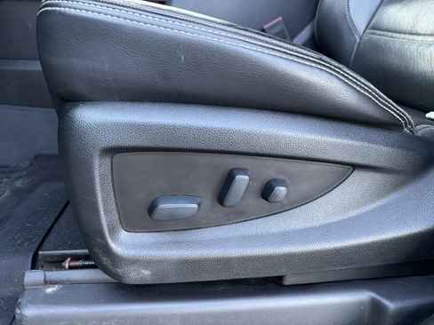 Used 2019 GMC Yukon Denali w/ Denali Ultimate Package image 26