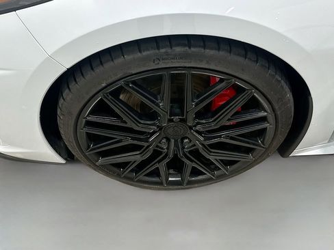 Used 2021 Chevrolet Corvette Stingray Preferred Conv w/ Z51 Performance Package RWD image 29