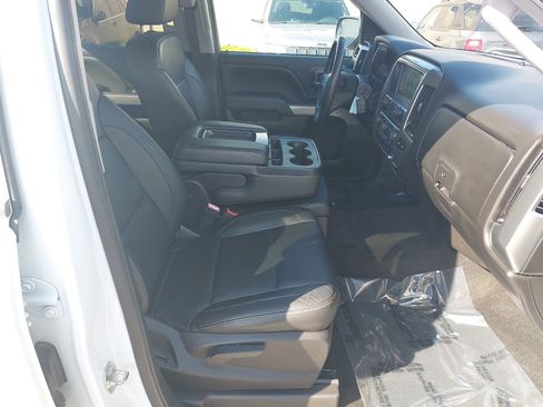 Used 2018 Chevrolet Silverado 1500 LT w/ All Star Edition image 10