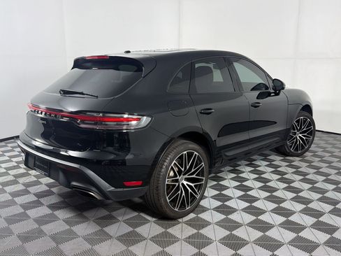 Certified 2026 Porsche Macan AWD/4WD image 9