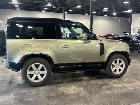 Used 2023 Land Rover Defender 90 X-Dynamic SE AWD/4WD image 5