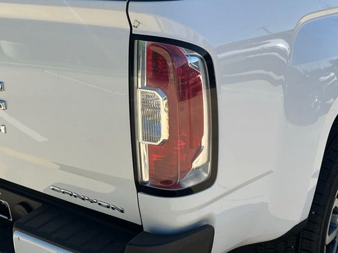 Used 2021 GMC Canyon Denali AWD/4WD image 15