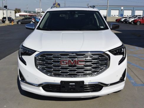 Used 2020 GMC Terrain Denali w/ LPO, Floor Liner Package image 8