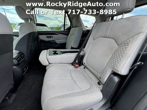 Used 2023 Honda Pilot LX image 18
