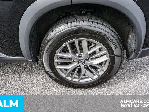 Used 2024 Nissan Rogue S AWD/4WD image 16