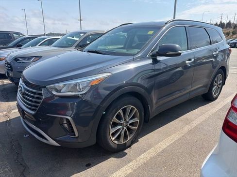 Used 2017 Hyundai Santa Fe SE w/ SE Premium Package 02 AWD/4WD image 2