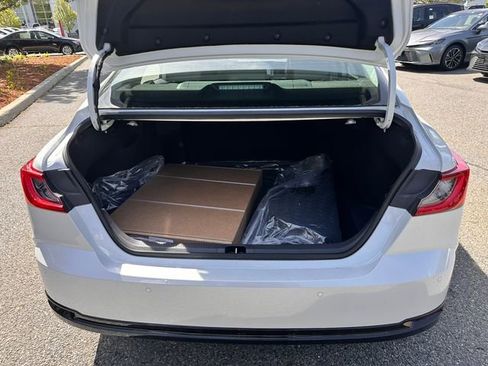 New 2026 Toyota Camry XLE AWD/4WD image 11