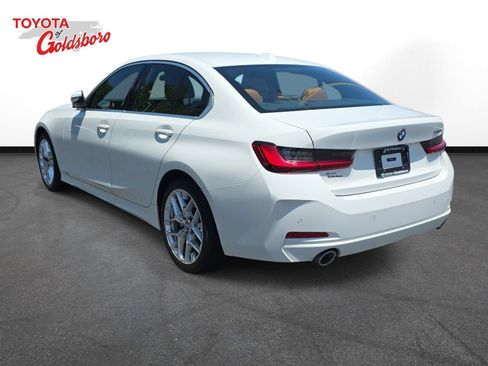 Used 2025 BMW 330i Sedan RWD image 7