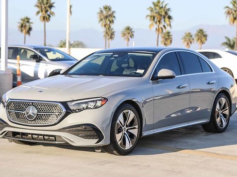 Used 2025 Mercedes-Benz E 350 Sedan image 3