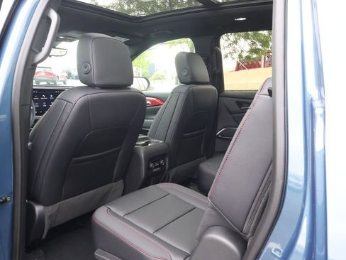 New 2026 Chevrolet Traverse Z71 w/ Enhanced Driving Package AWD/4WD image 38