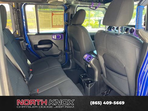 Used 2018 Jeep Wrangler Unlimited Sport S AWD/4WD image 23