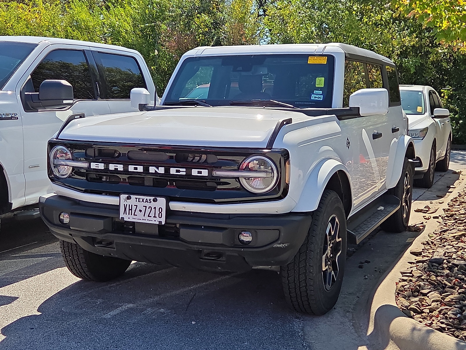 Used 2026 Ford Bronco Outer Banks AWD/4WD image 2