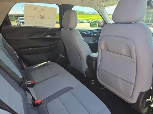 New 2026 Chevrolet TrailBlazer LT w/ Driver Confidence Package FWD image 17