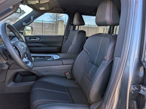 New 2026 Nissan Armada SL w/ Captain's Chari Seat Package RWD image 18