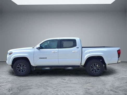 Used 2023 Toyota Tacoma SR5 image 4