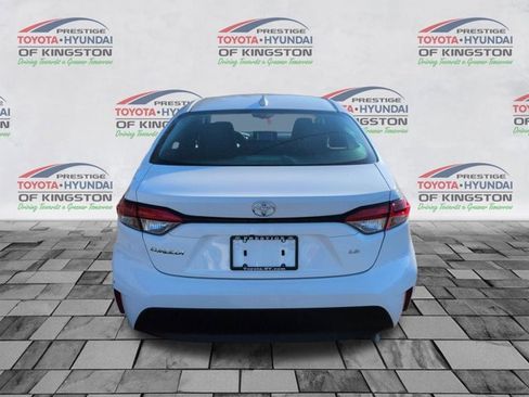 Certified 2023 Toyota Corolla LE image 4