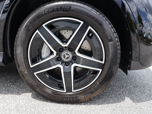 Certified 2026 Mercedes-Benz GLC 300 image 10