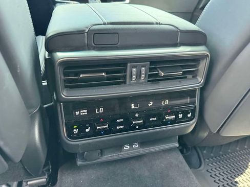 Used 2025 Lexus LX 600 4WD w/ Accessory Package (2T) image 16