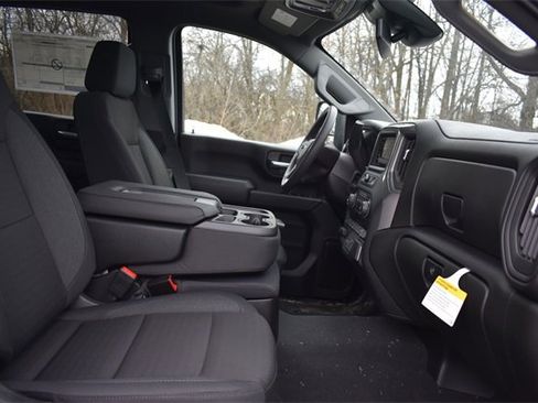 New 2026 Chevrolet Silverado 2500 Custom w/ Custom Value Package image 13