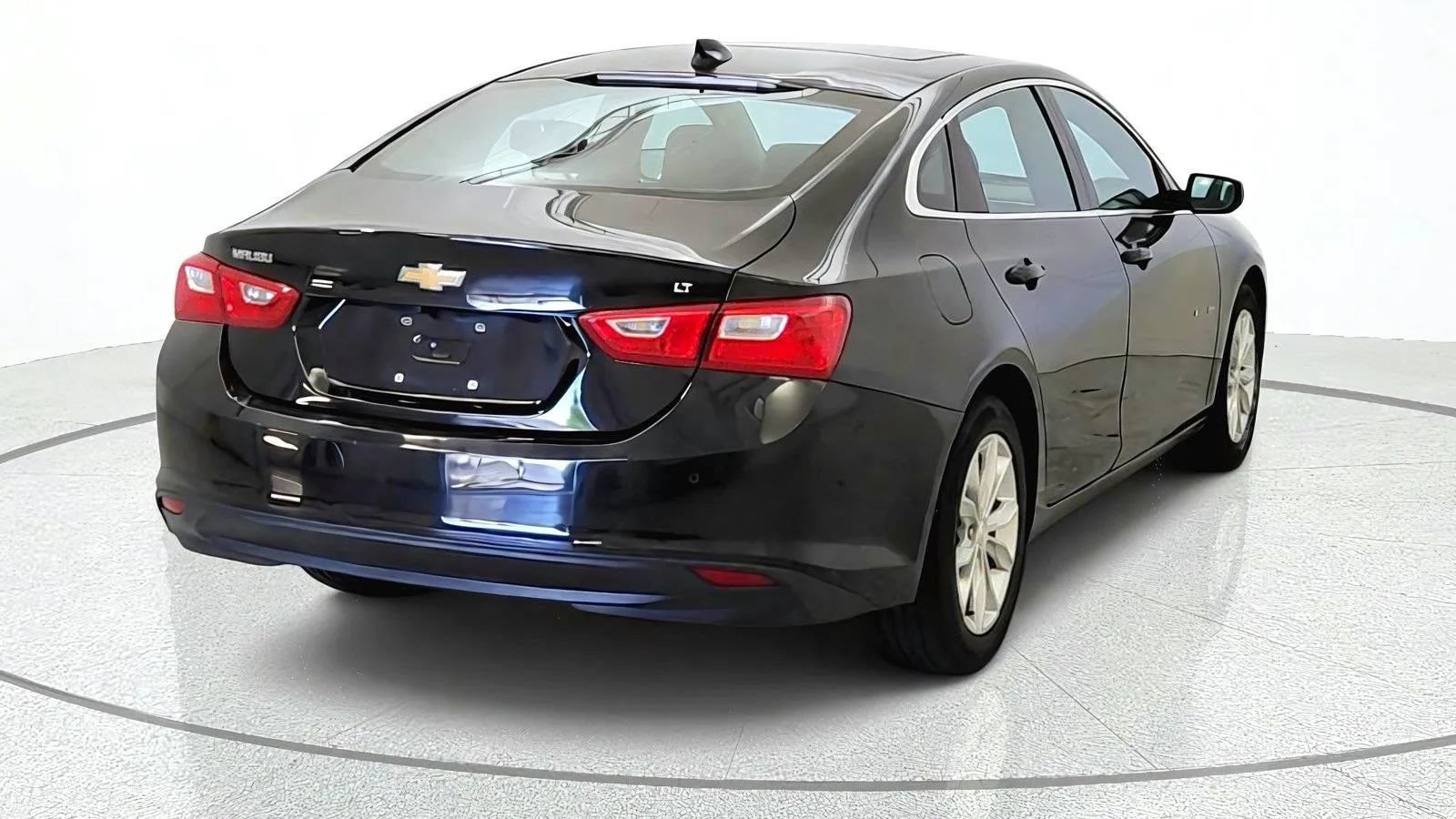 Used 2024 Chevrolet Malibu LT FWD image 8
