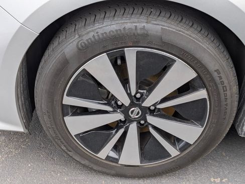 Used 2022 Nissan Altima 2.5 SV FWD image 5