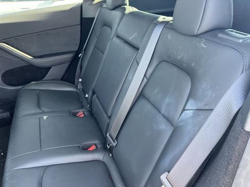 Used 2024 Tesla Model Y Long Range image 15