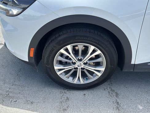 Used 2023 Buick Envision Preferred FWD image 9