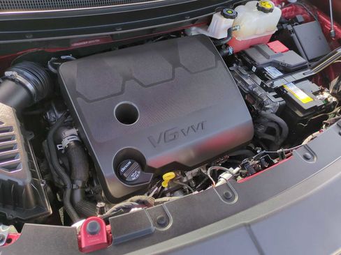 Used 2023 Chevrolet Traverse LT FWD image 28