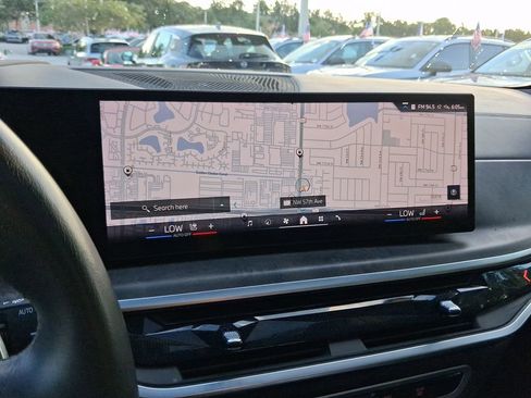 Used 2024 BMW X5 sDrive40i RWD image 24